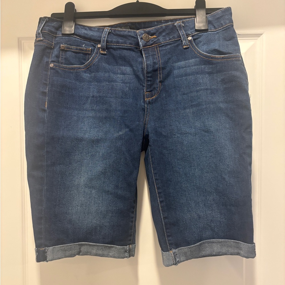Celebrity Pink Dark Blue Women's Bermudas